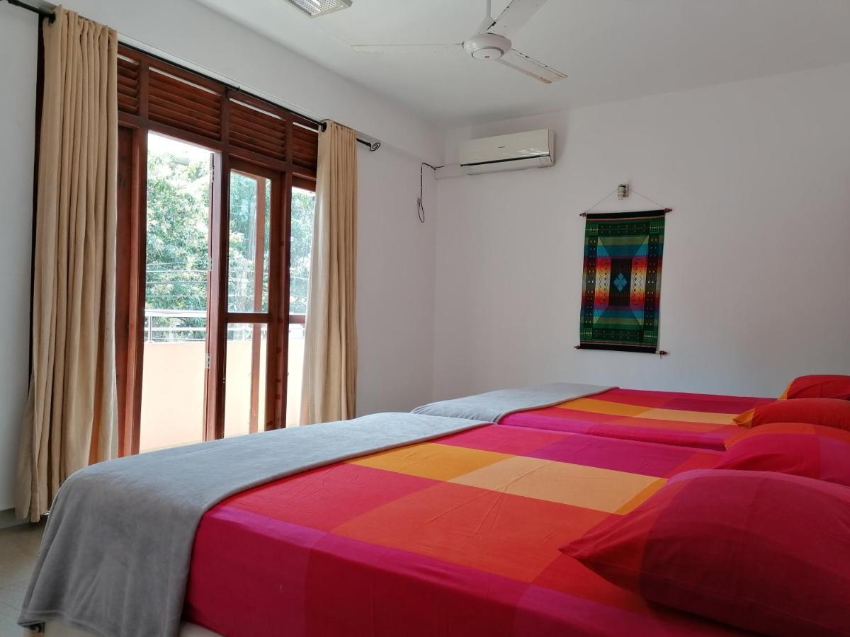 Ocean Breeze Apartment Colombo Ngoại thất bức ảnh